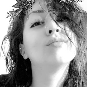 Meet your Posher, Alejandra